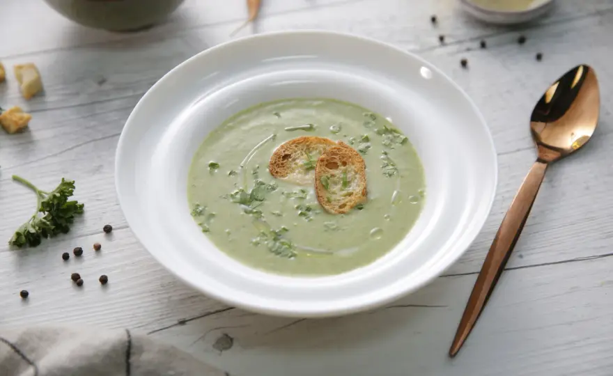 Crema de verduras cremosa - trucos y receta para cuatro