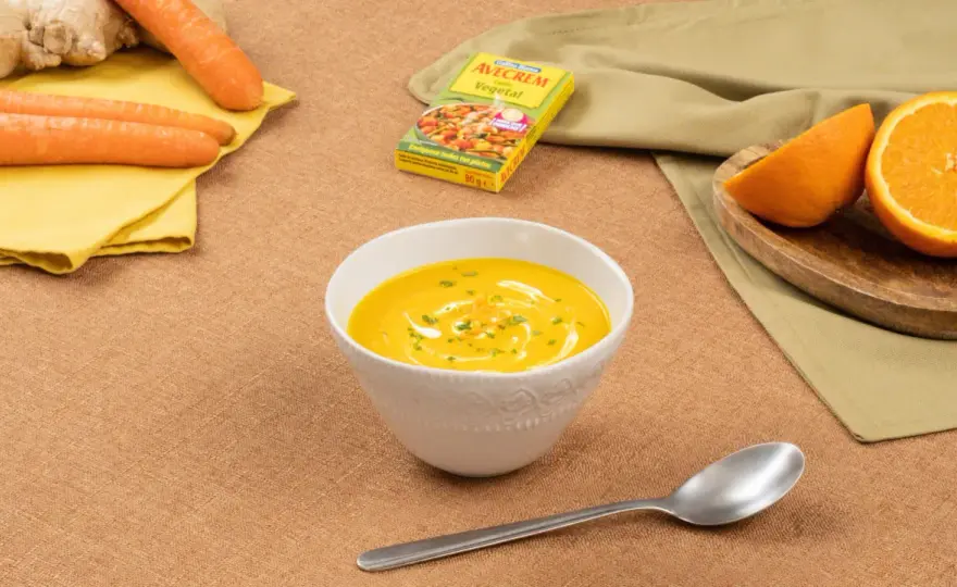 Crema de zanahoria y patata sin nata lista en 35 minutos