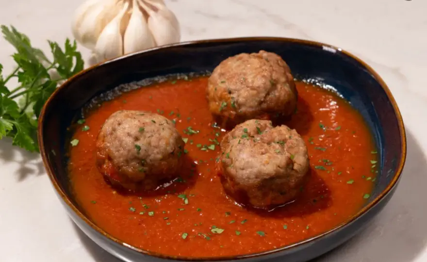Albóndigas con tomate tiernas y jugosas, paso a paso